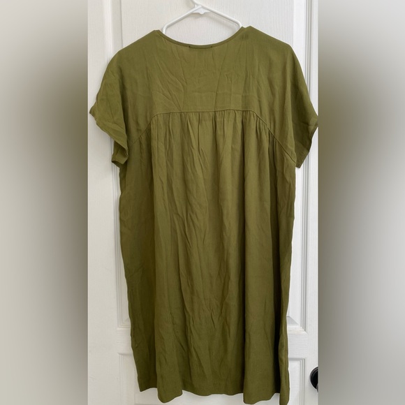 Madewell Shirred Dolman Sleeve Knee Length Easy Dress in Desert Moss ZP1 - Picture 6 of 7
